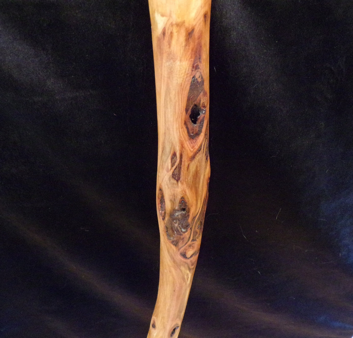 67 Inch Diamond Willow Staff