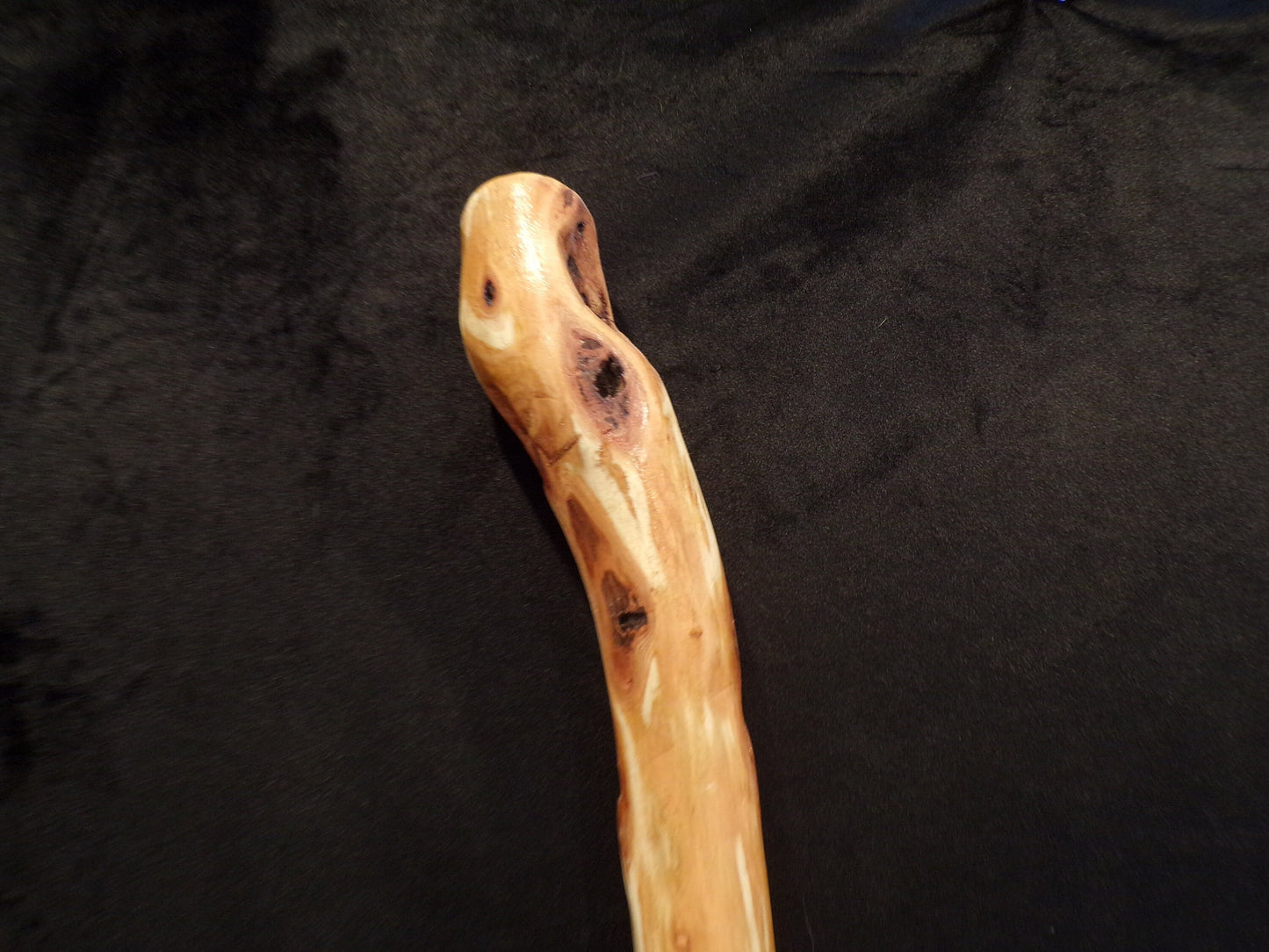 67 Inch Diamond Willow Staff