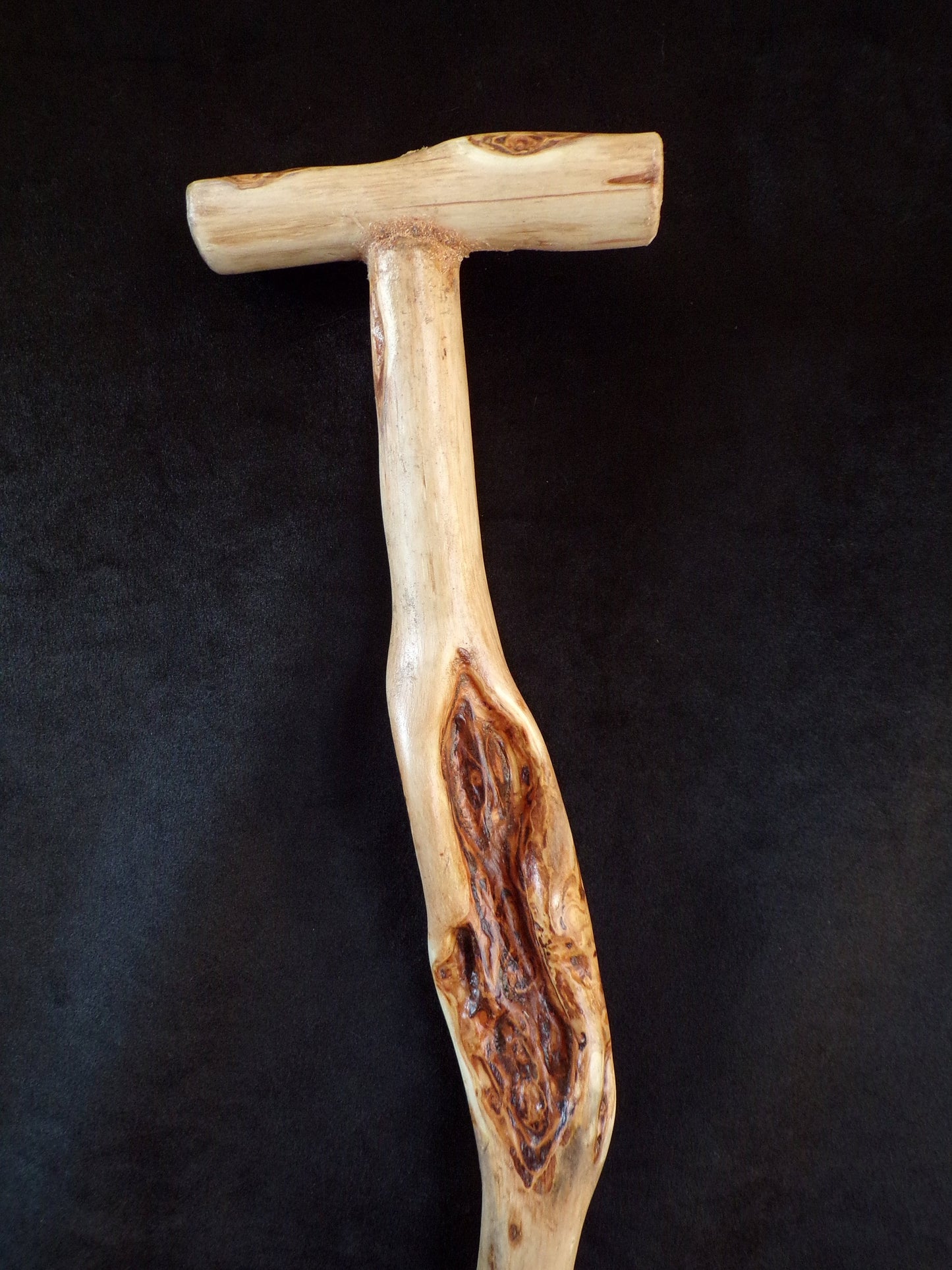 33 Inch Diamond Willow Walking Cane - Hand Carved Ojibwe Artisan