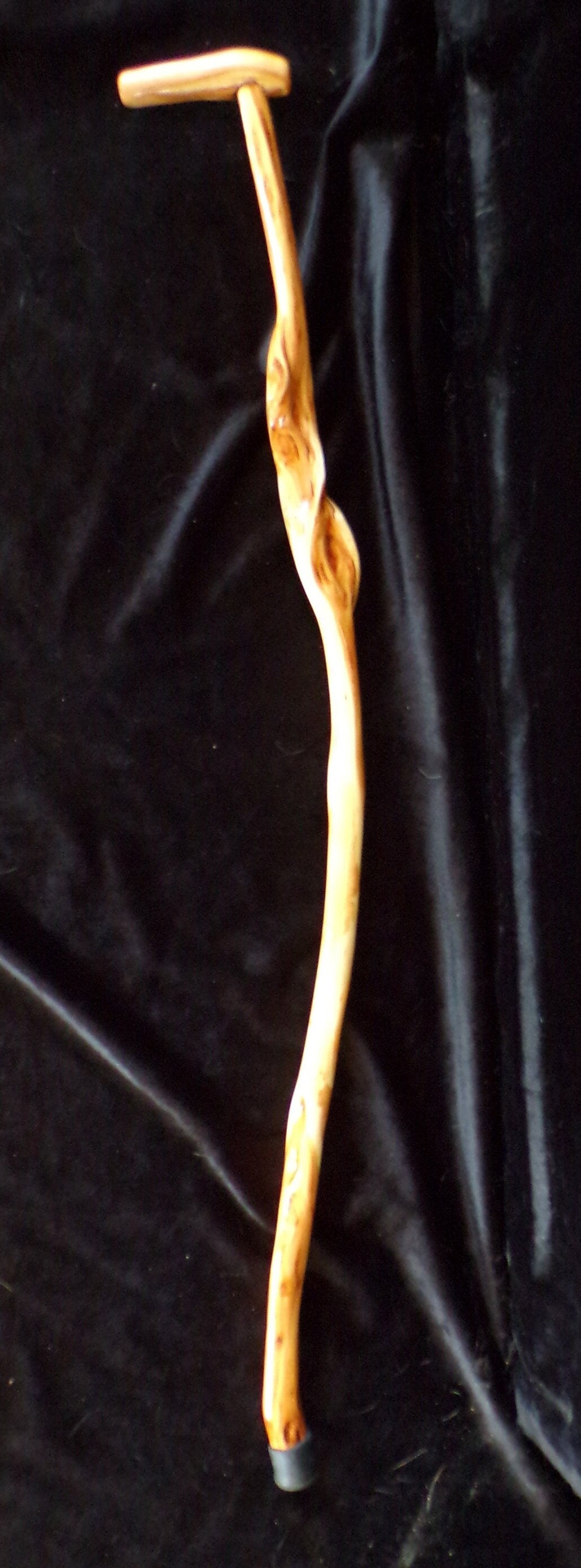 36 Inch Diamond Willow Walking Cane: Hand Carved Ojibwe Wood