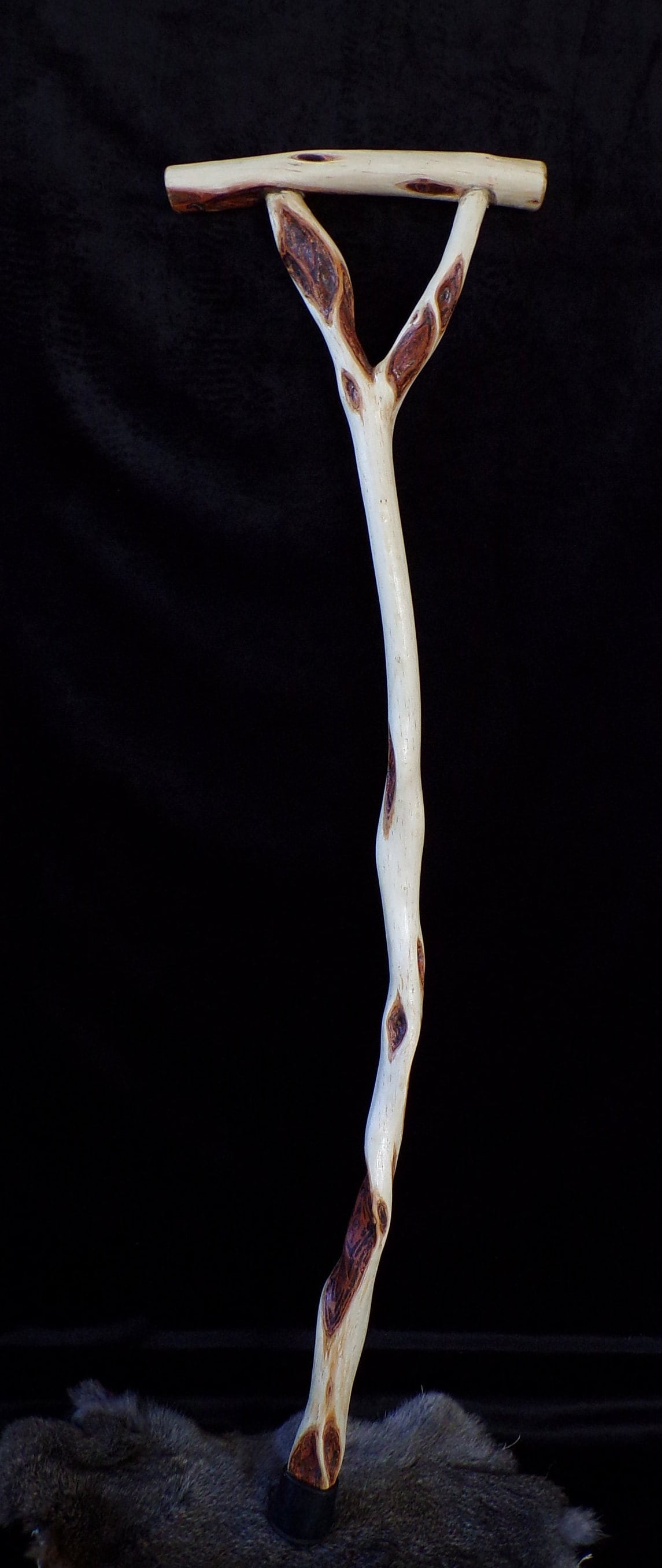 40 Inch Diamond Willow Cane: Anishinaabe Hand Carved Walking Stick