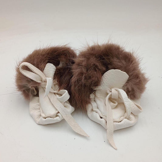 Handmade Leather & Beaver Fur Baby Moccasins: Ojibwe Pucker Toe Design
