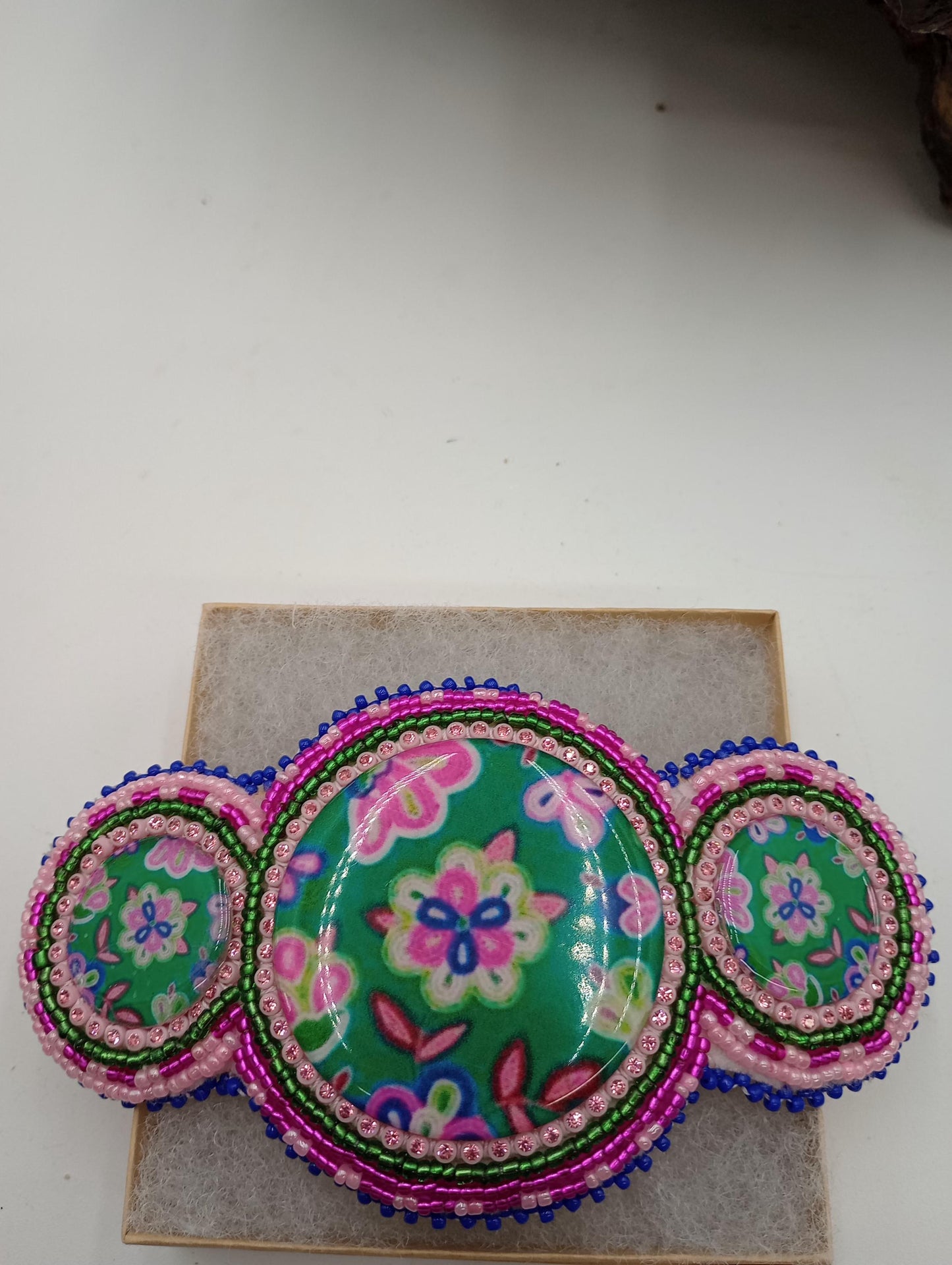 Ojibwe Beaded Hair Barrette: Handcrafted Floral Design