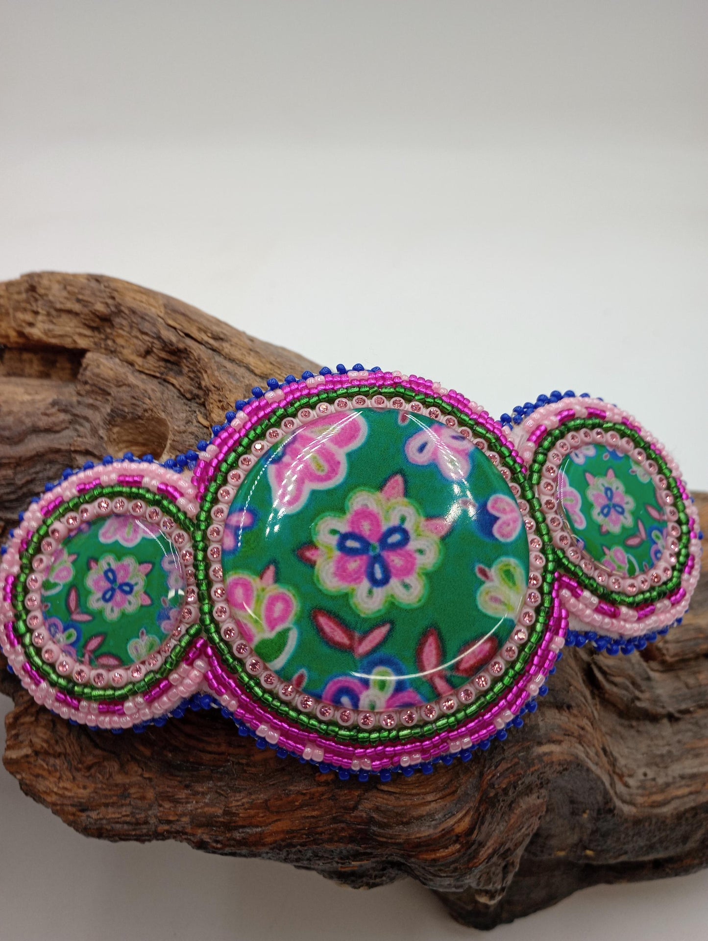 Ojibwe Beaded Hair Barrette: Handcrafted Floral Design