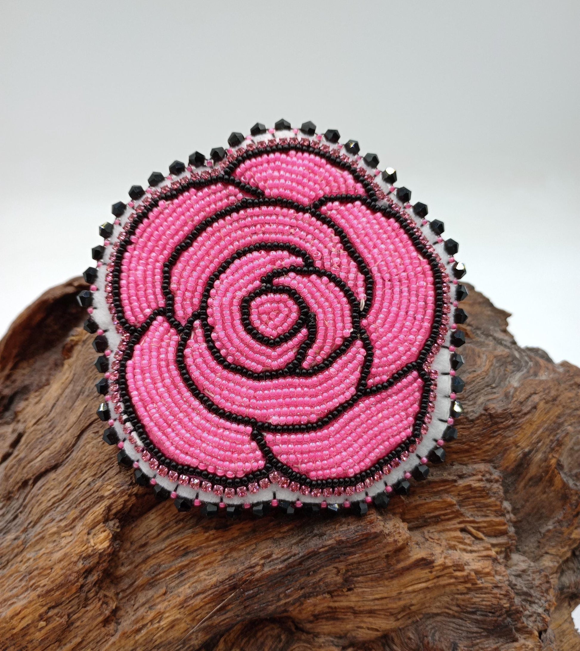 Handmade Beaded Hair Barrette – Ojibwe Anishinaabe Artisan Design