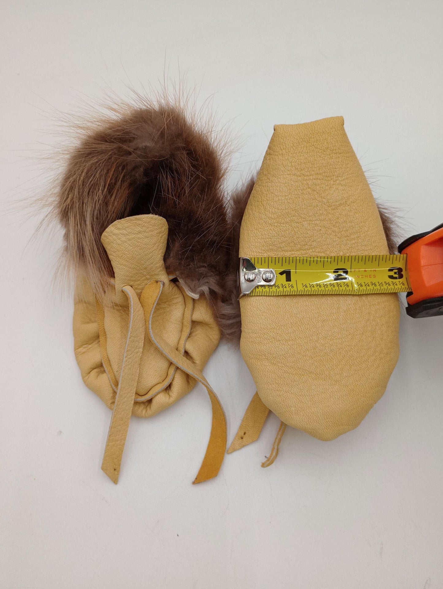 Handmade Deer Leather Moccasins – Ojibwe Anishinaabe Pucker Toe Style