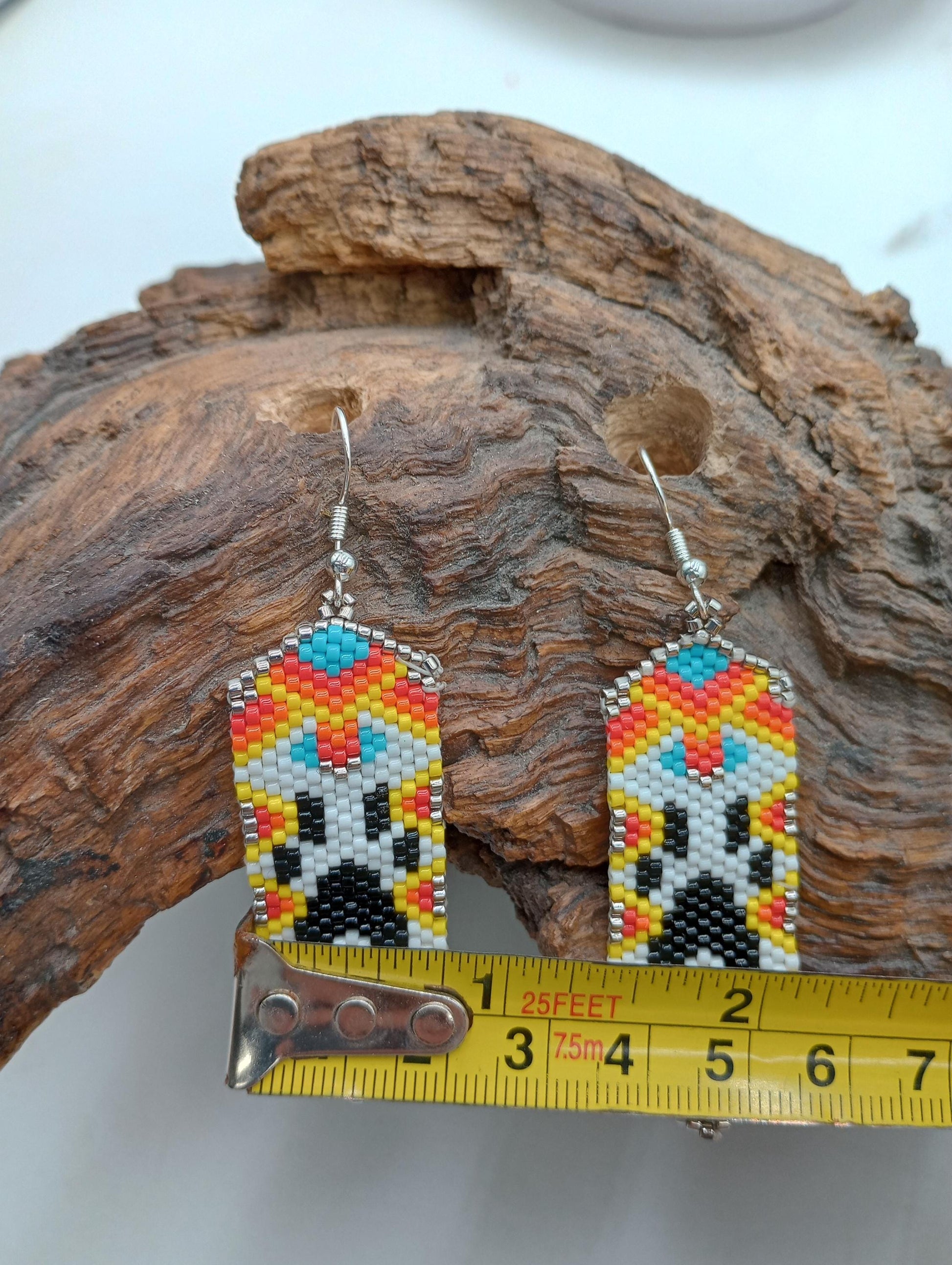Bear paw Paradise brick stitch earring Handmade-Traditional