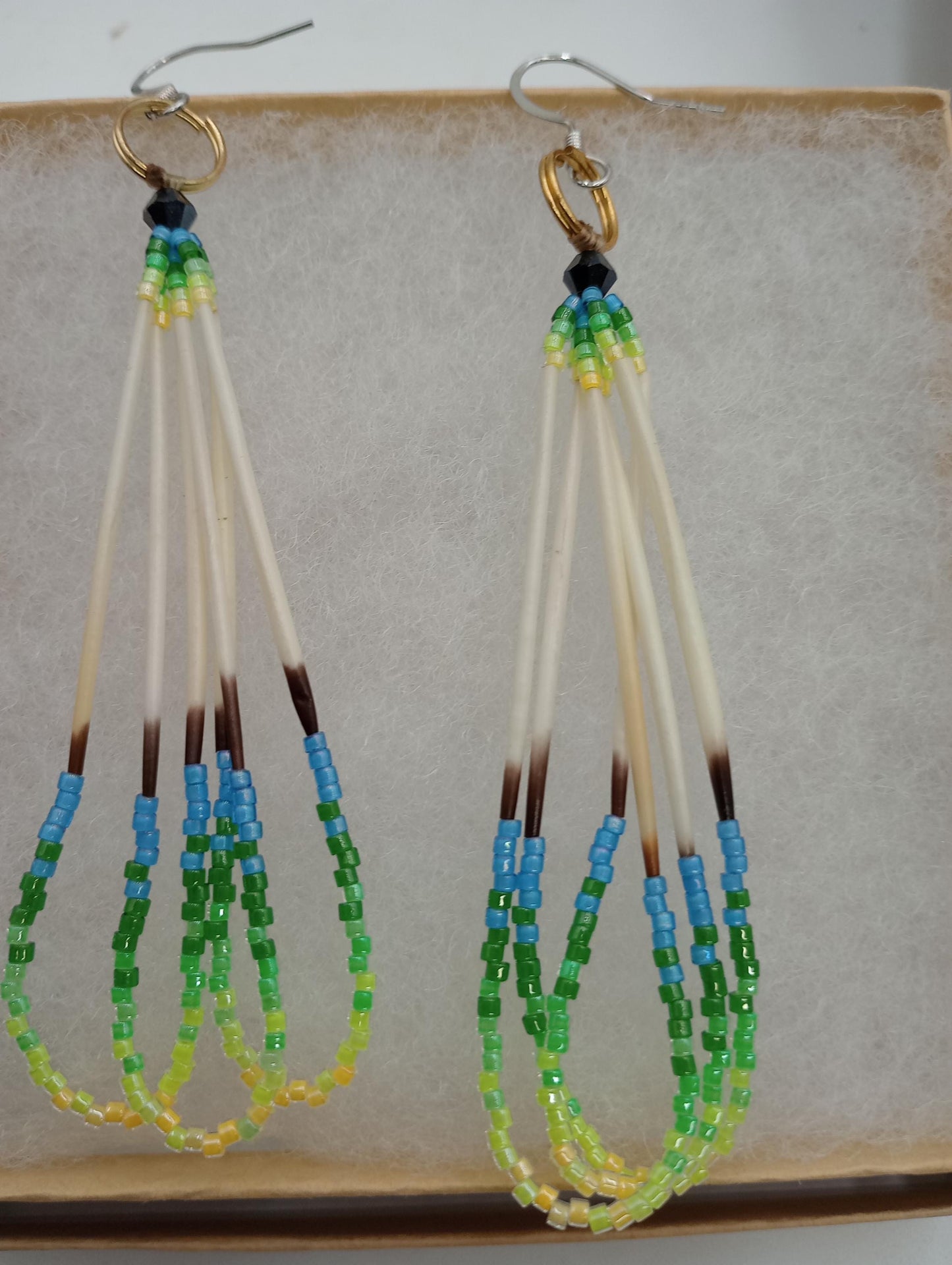 Porcupine quilled dangle earrings/Handmade-Ojibwe