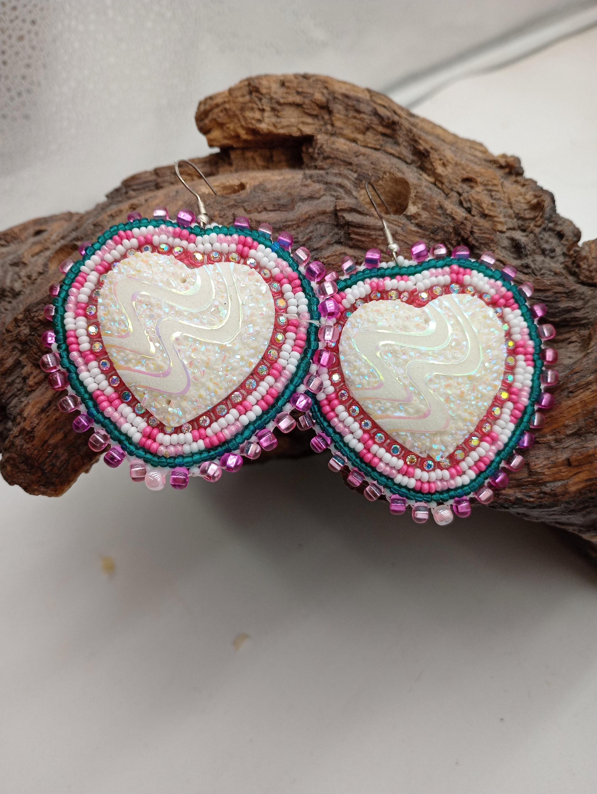 Hypnotizing Violet Shimmering Heart Earrings - Anishinaabe/Ojibwe Made