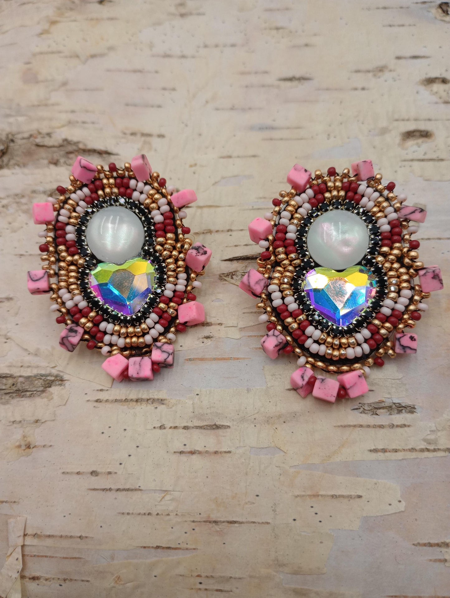 Handmade Beaded Earrings: Anishinaabe Ojibwe Beadwork