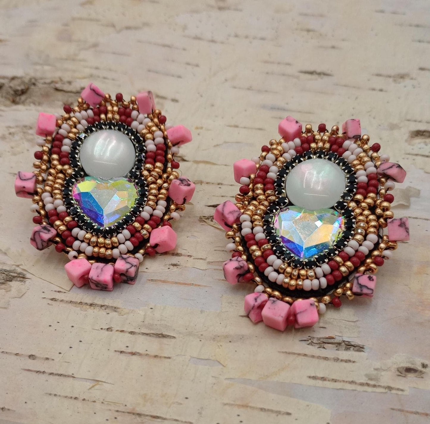 Handmade Beaded Earrings: Anishinaabe Ojibwe Beadwork