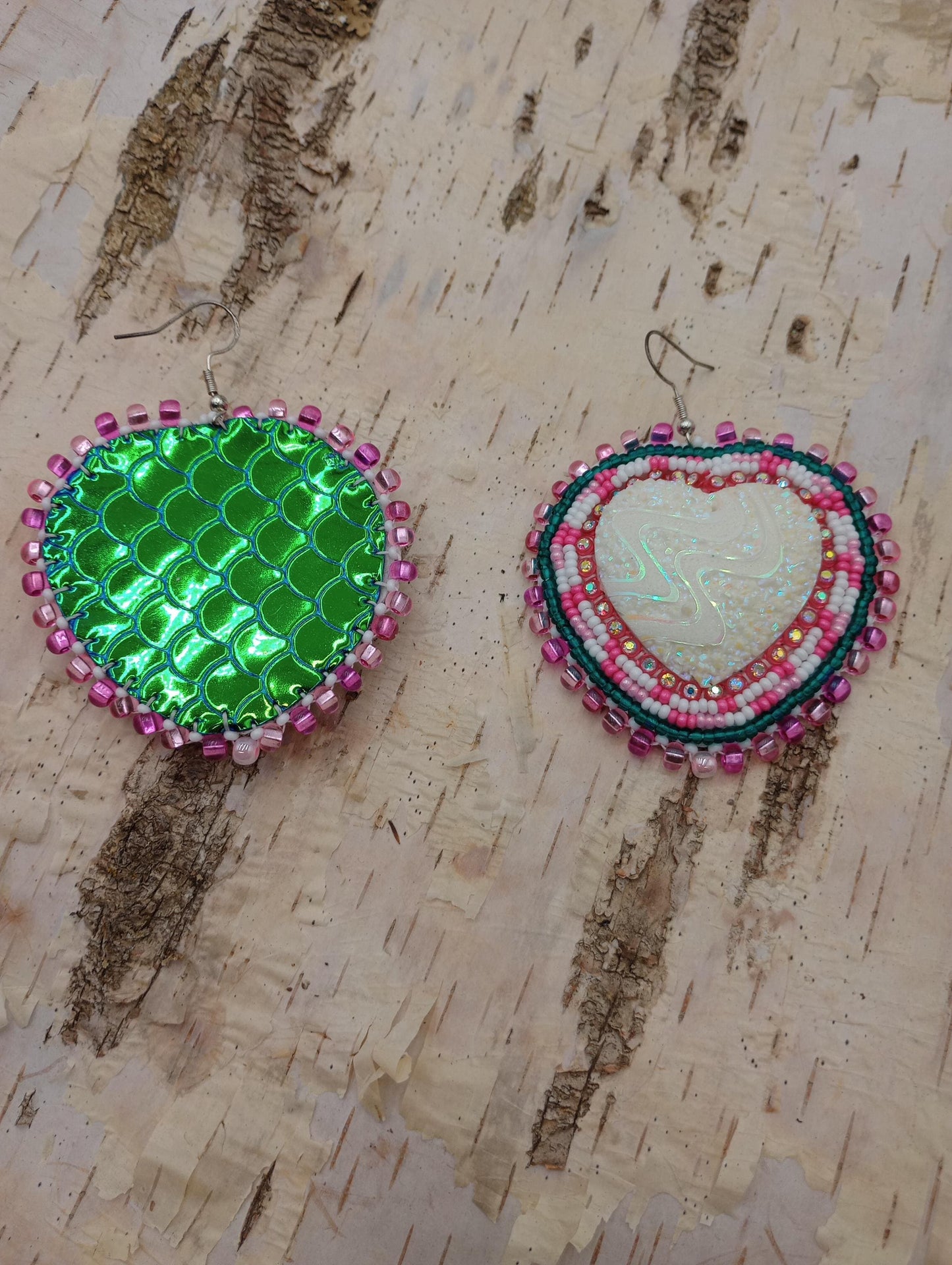 Hypnotizing Violet Shimmering Heart Earrings - Anishinaabe/Ojibwe Made
