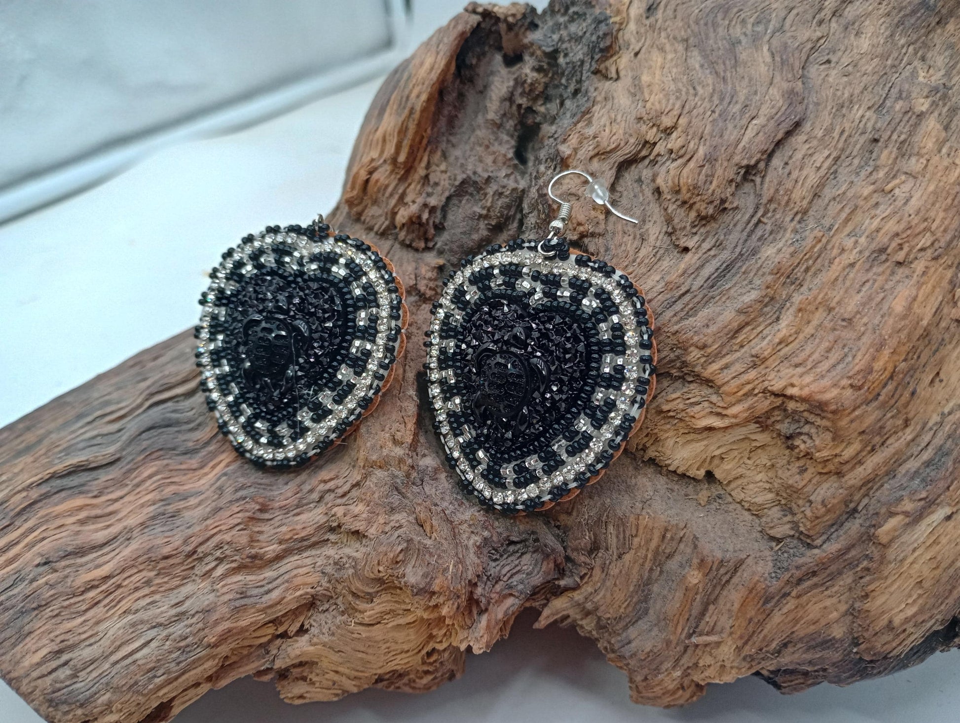 3D turtle Indigenous Beaded Heart Earrings – Black Turtle, Czech Glass