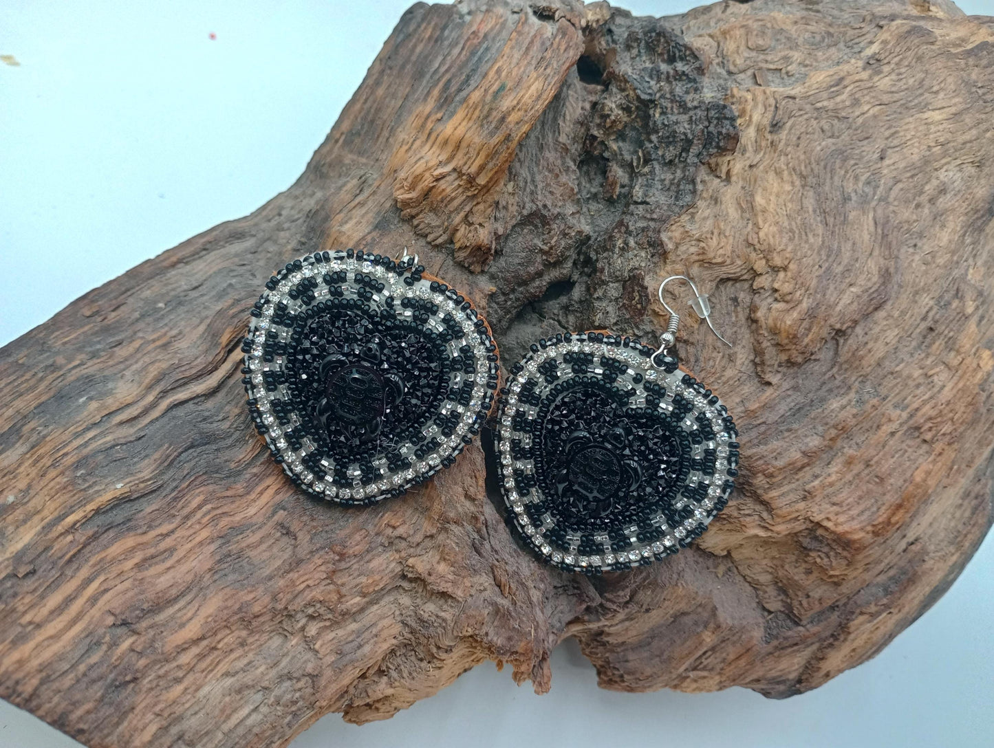 3D turtle Indigenous Beaded Heart Earrings – Black Turtle, Czech Glass