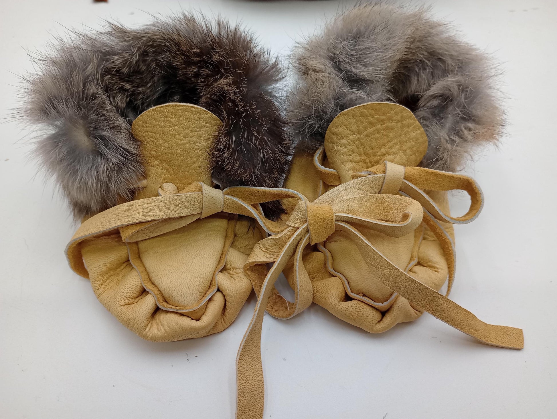 Leather Baby Moccasins with Rabbit Fur Trim - Ojibwe/Anishinaabe Made - Free Shipping