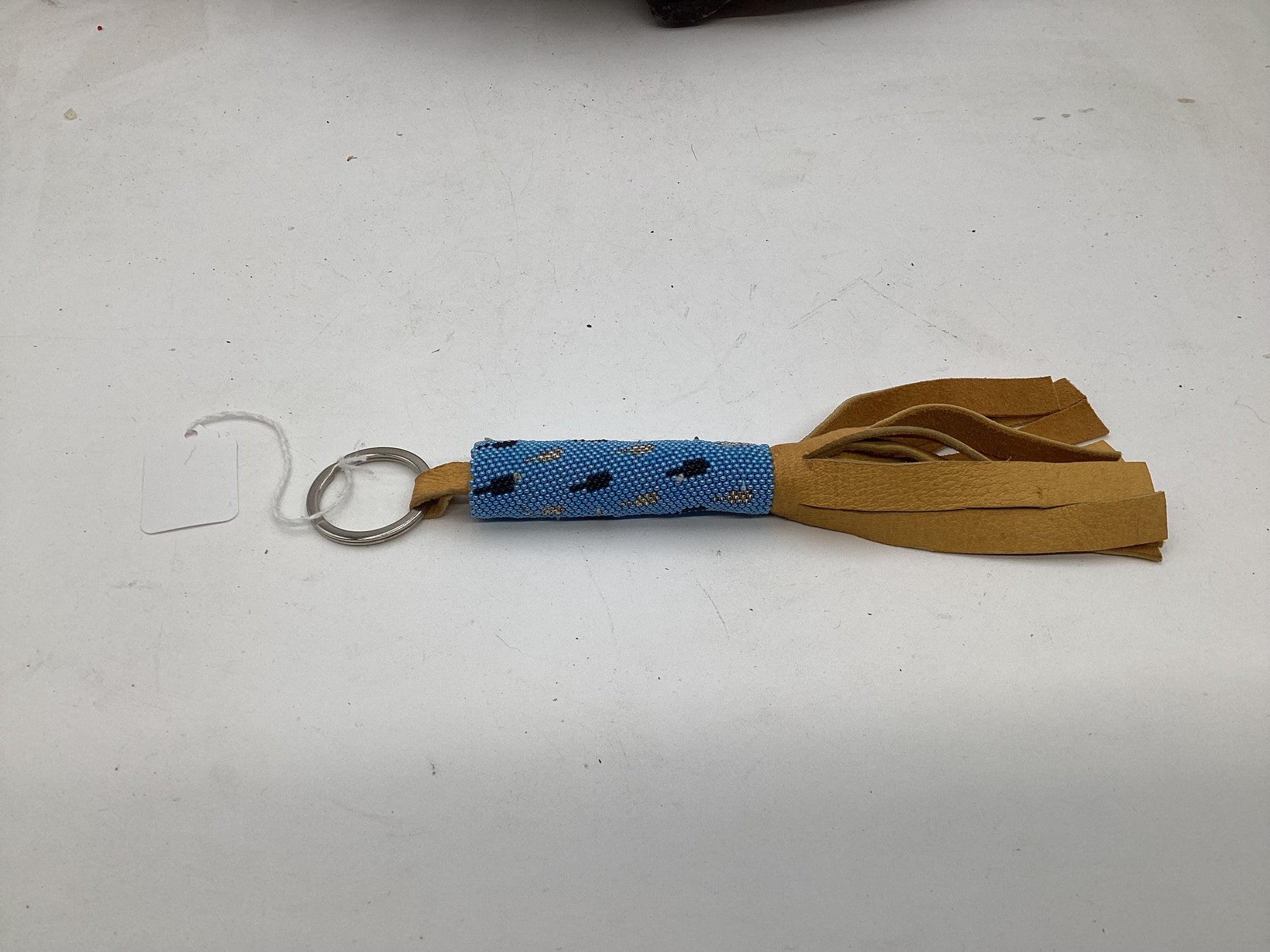 Peyote Stitch Beaded Leather Keychain with Simple Feather Design - Authentic Ojibwe/Anishinaabe Beadwork - Free Shipping