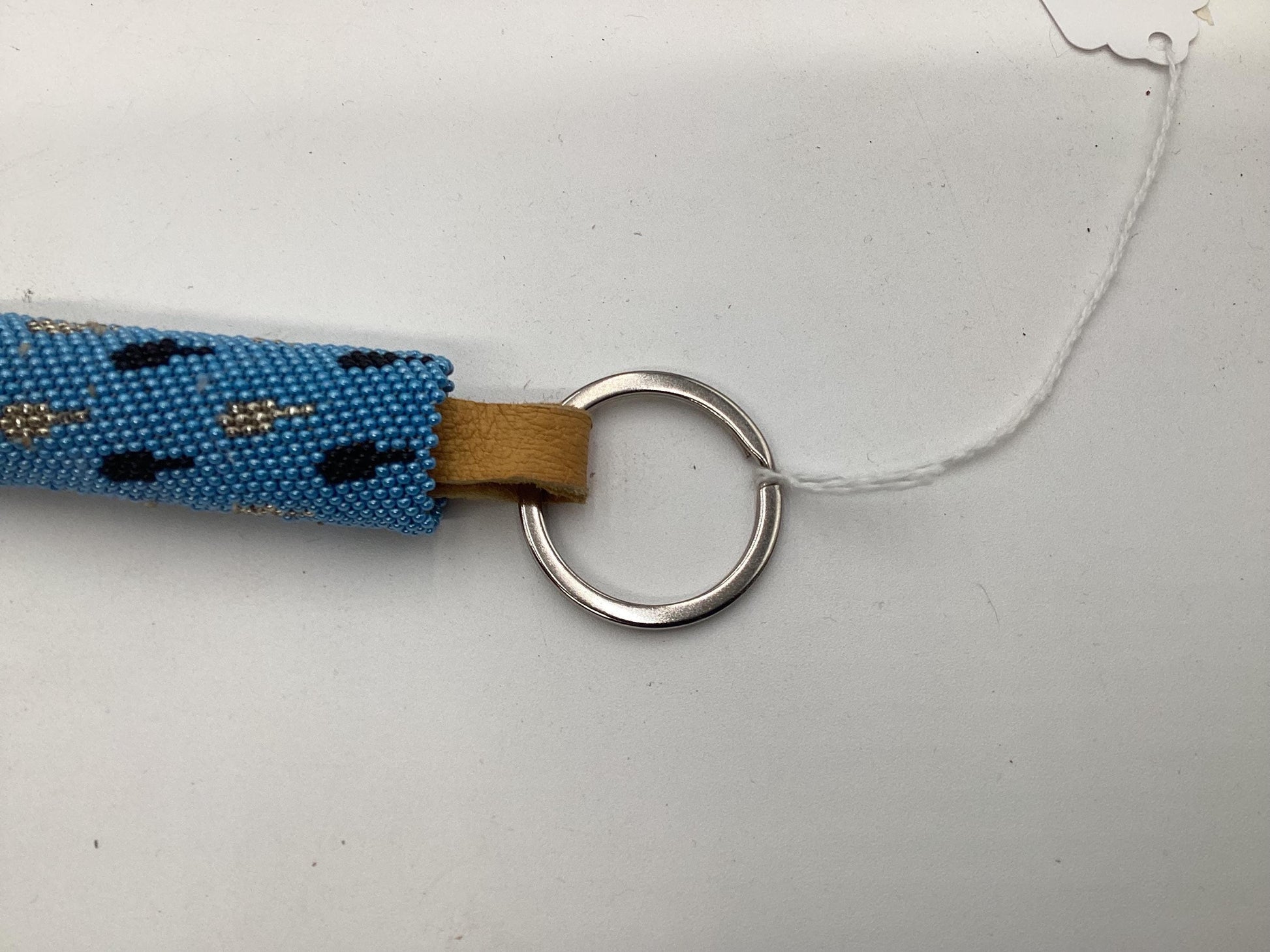 Peyote Stitch Beaded Leather Keychain with Simple Feather Design - Authentic Ojibwe/Anishinaabe Beadwork - Free Shipping