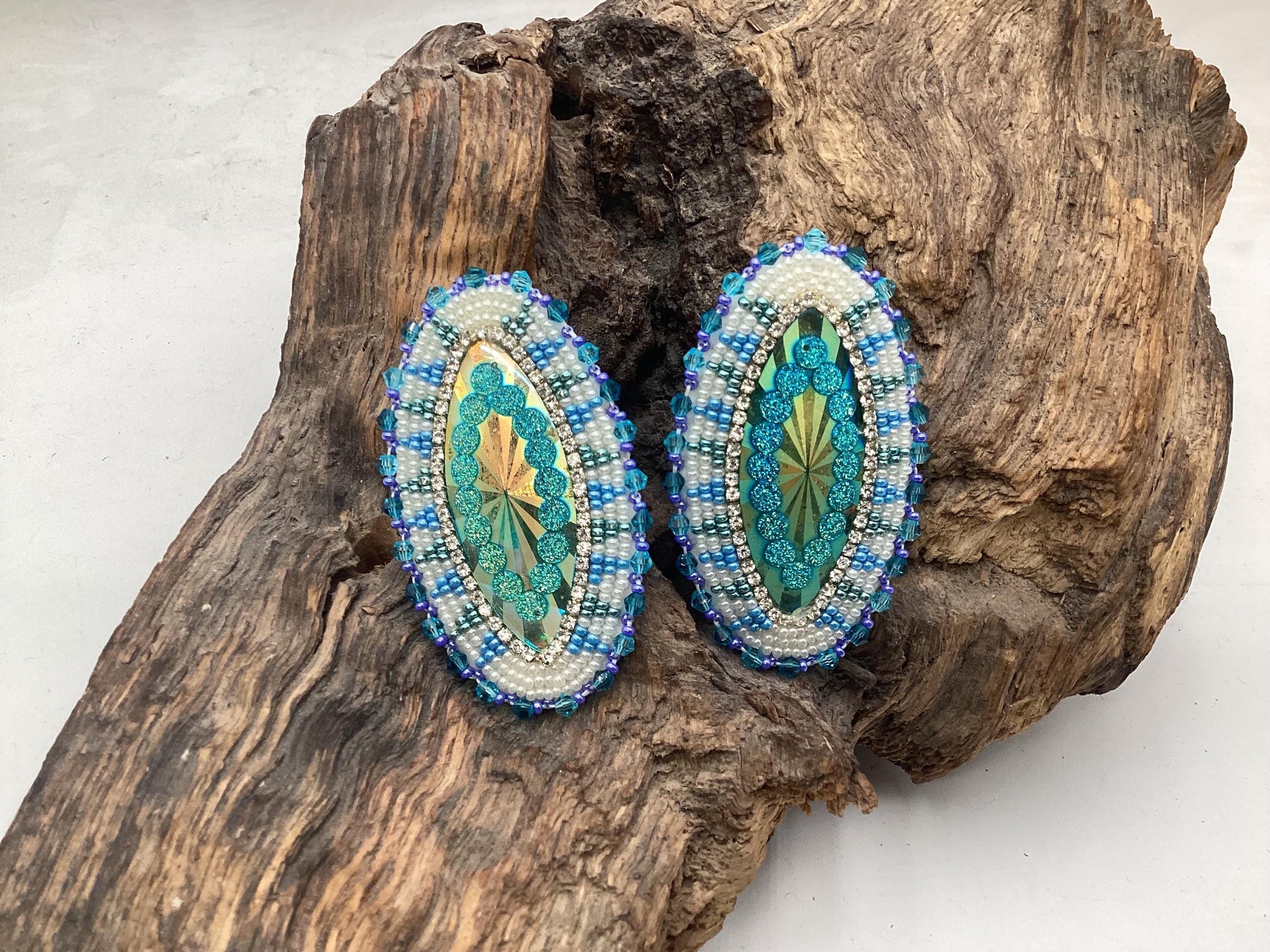 Hand Beaded Earrings - Authentic Anishinaabe/Ojibwe Beadwork - Free Shipping