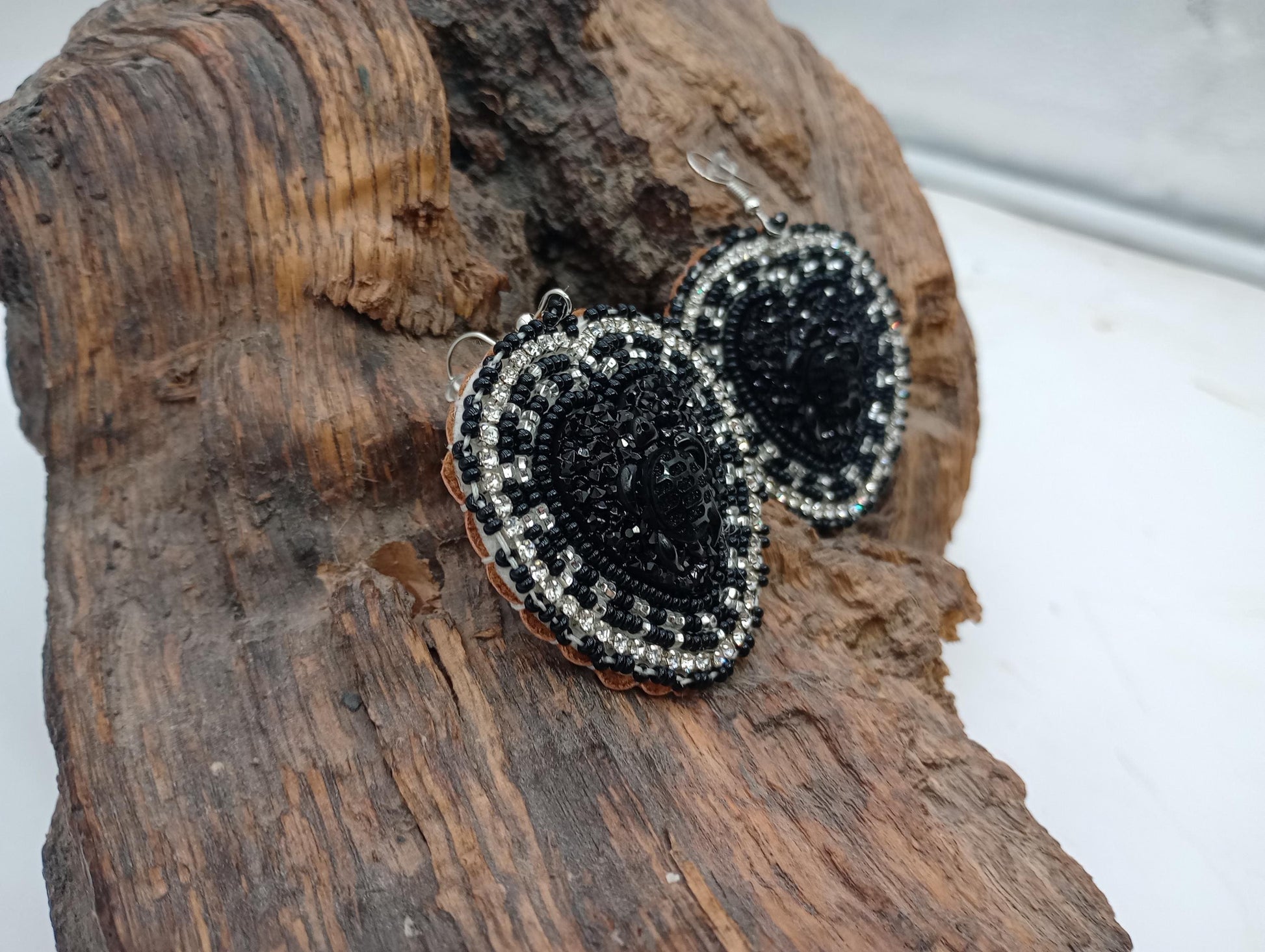 3D turtle Indigenous Beaded Heart Earrings – Black Turtle, Czech Glass