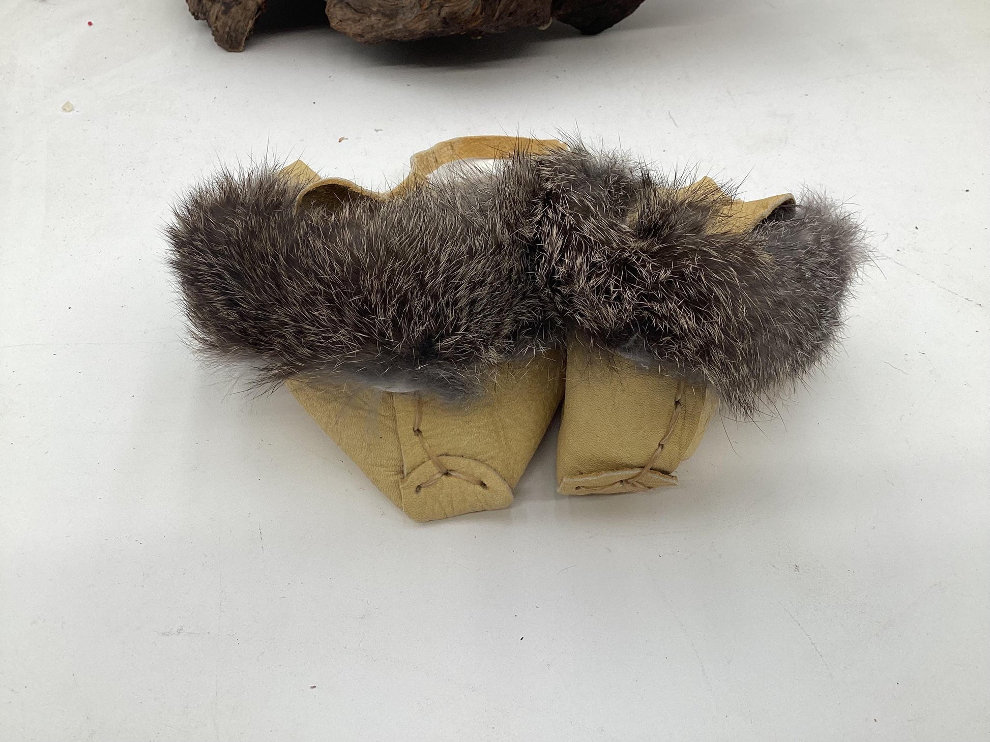 Deer Leather Baby Moccasins with Rabbit Fur Trim - Ojibwe/Anishinaabe Made - Free Shipping