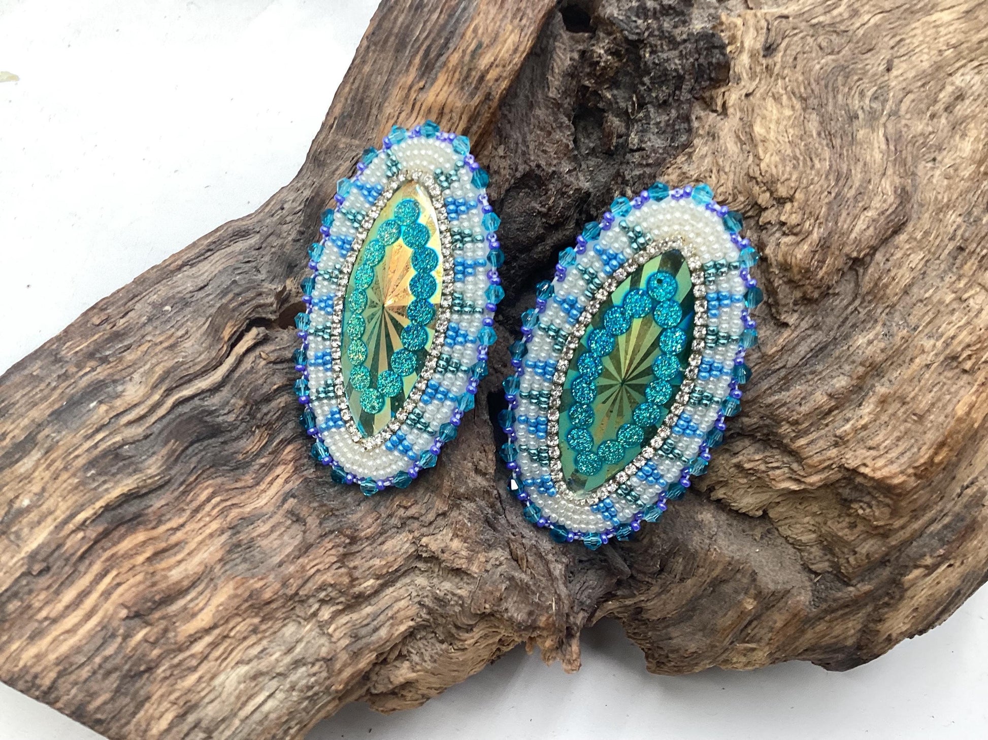 Hand Beaded Earrings - Authentic Anishinaabe/Ojibwe Beadwork - Free Shipping