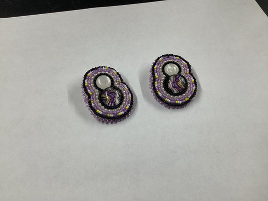 Hand Beaded Earrings - Authentic Ojibwe Anishinaabe Beadwork