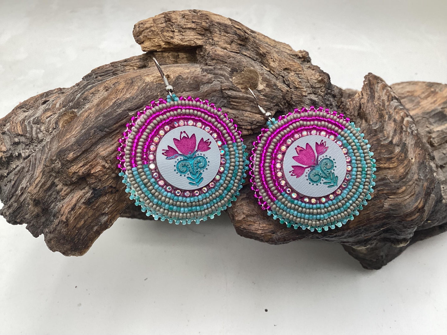 Handmade Beaded Earrings: Anishinaabe Ojibwe Beadwork