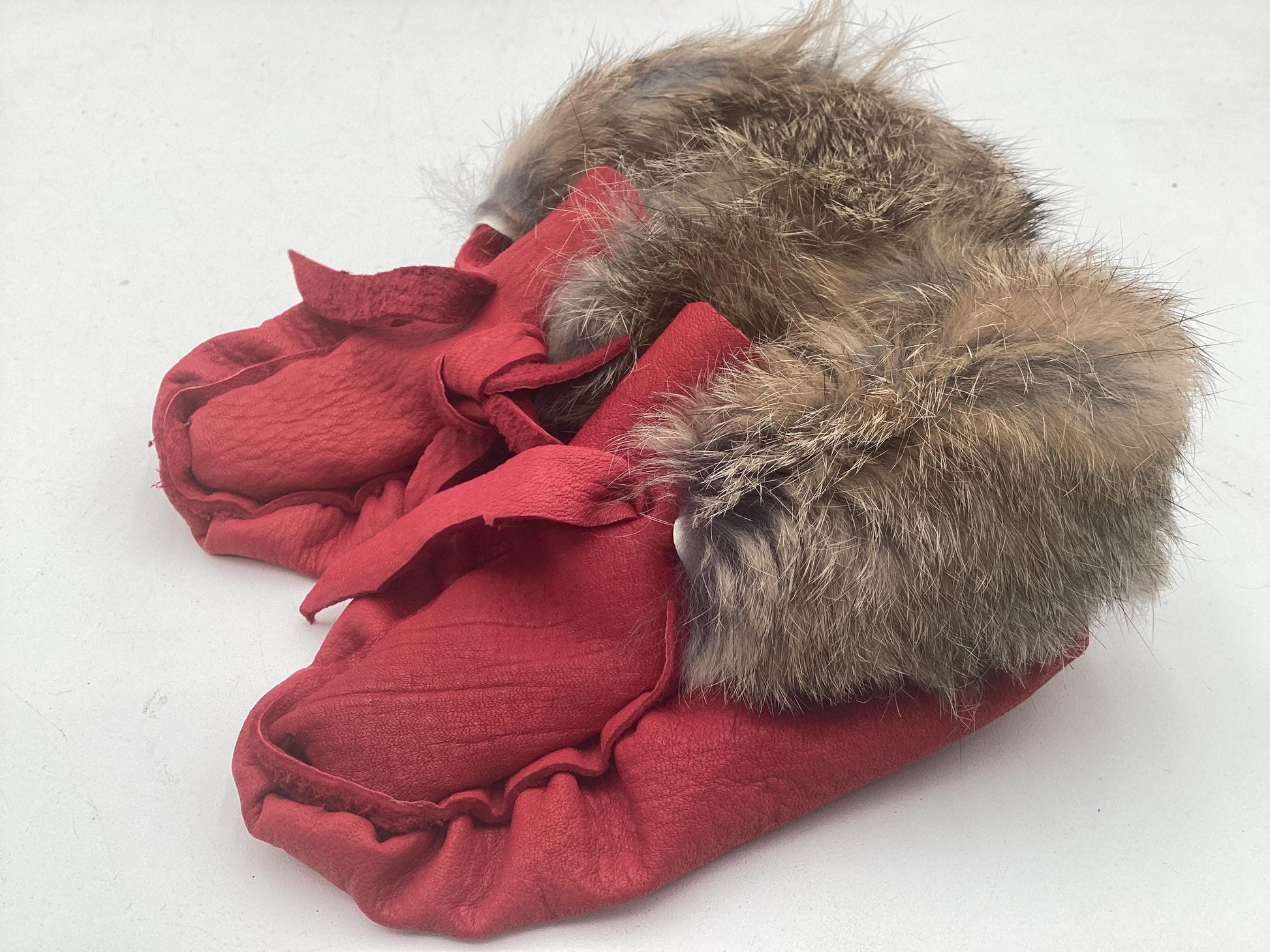 Handmade Baby Leather Red Moccasins – Ojibwe Anishinaabe Pucker Toe Style