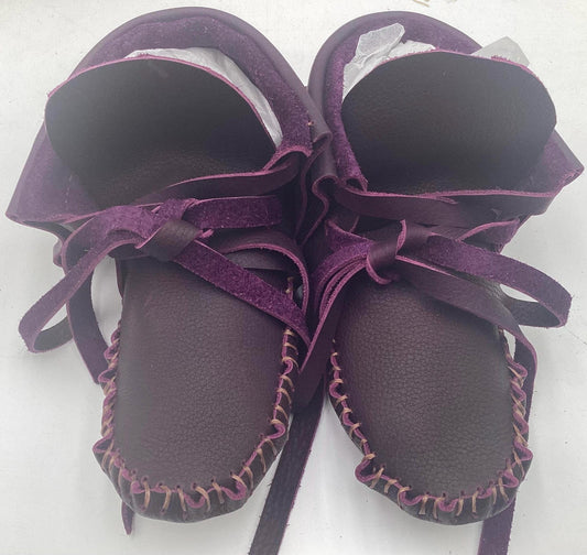 Handmade Purple Leather Moccasins – Anishinaabe/Ojibwe Artisan, Size 10/11