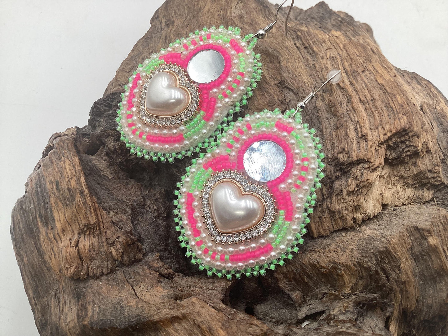 Handmade Beaded Heart Earrings – White Earth Nation Artisan