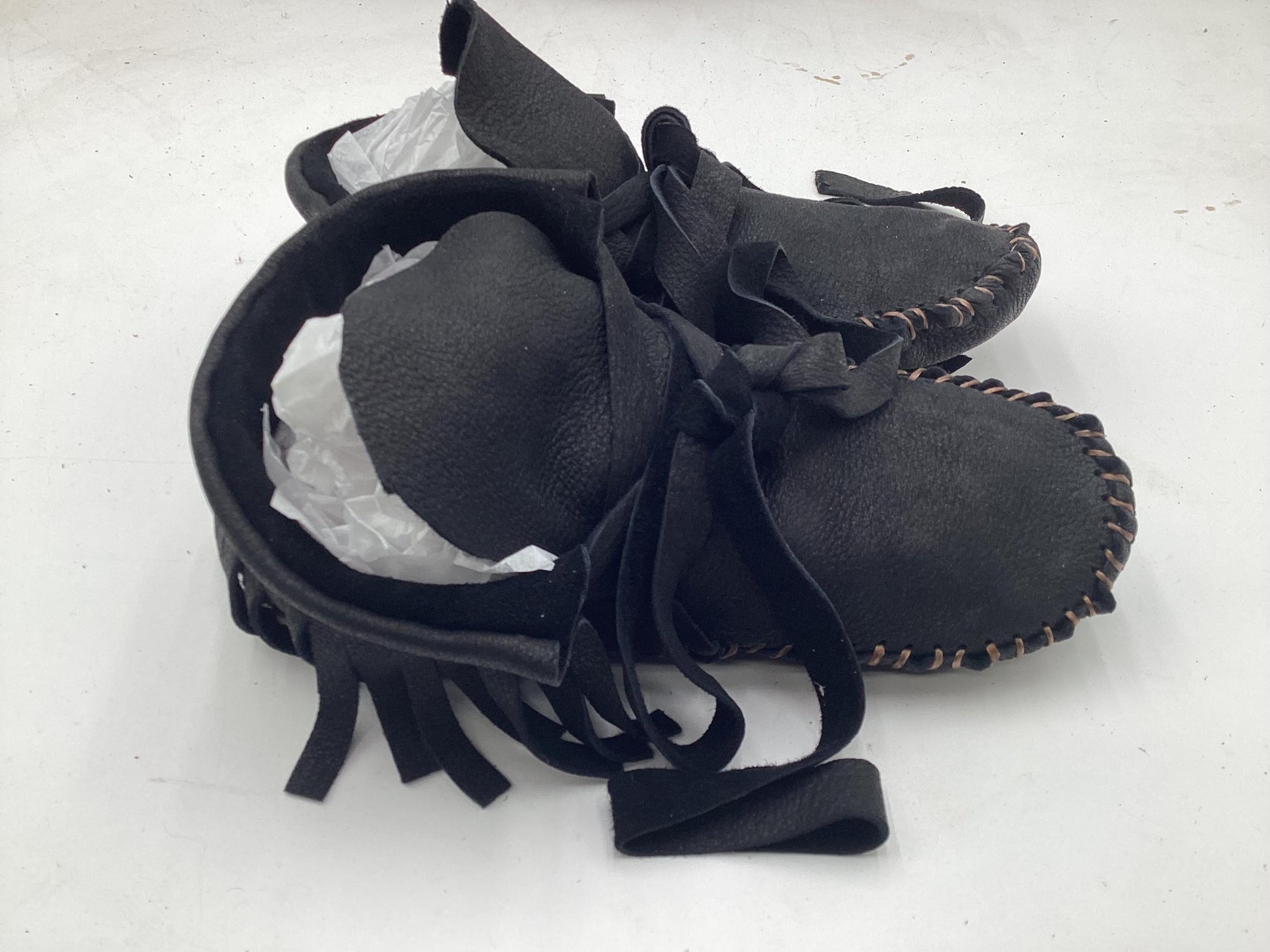 Handmade Black Leather Moccasins – Anishinaabe/Ojibwe Artisan, Size 7/8