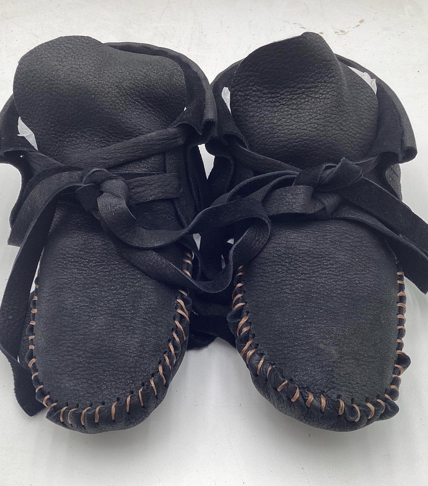 Handmade Black Leather Moccasins – Anishinaabe/Ojibwe Artisan, Size 7/8
