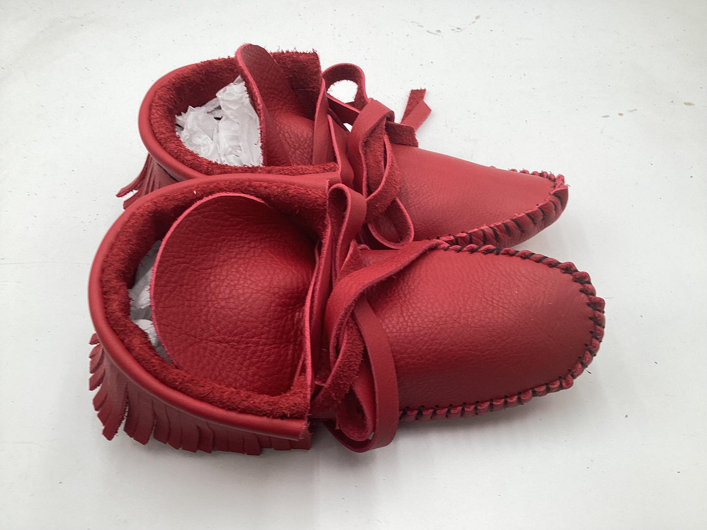 Handmade Red Leather Moccasins – Anishinaabe/Ojibwe Artisan, Size: M/L
