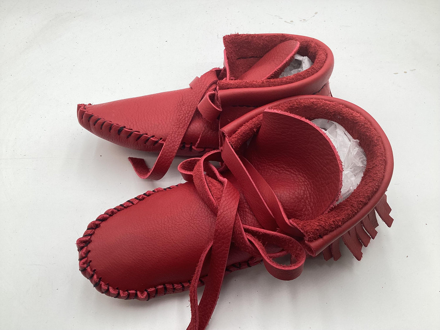 Handmade Red Leather Moccasins – Anishinaabe/Ojibwe Artisan, Size: M/L
