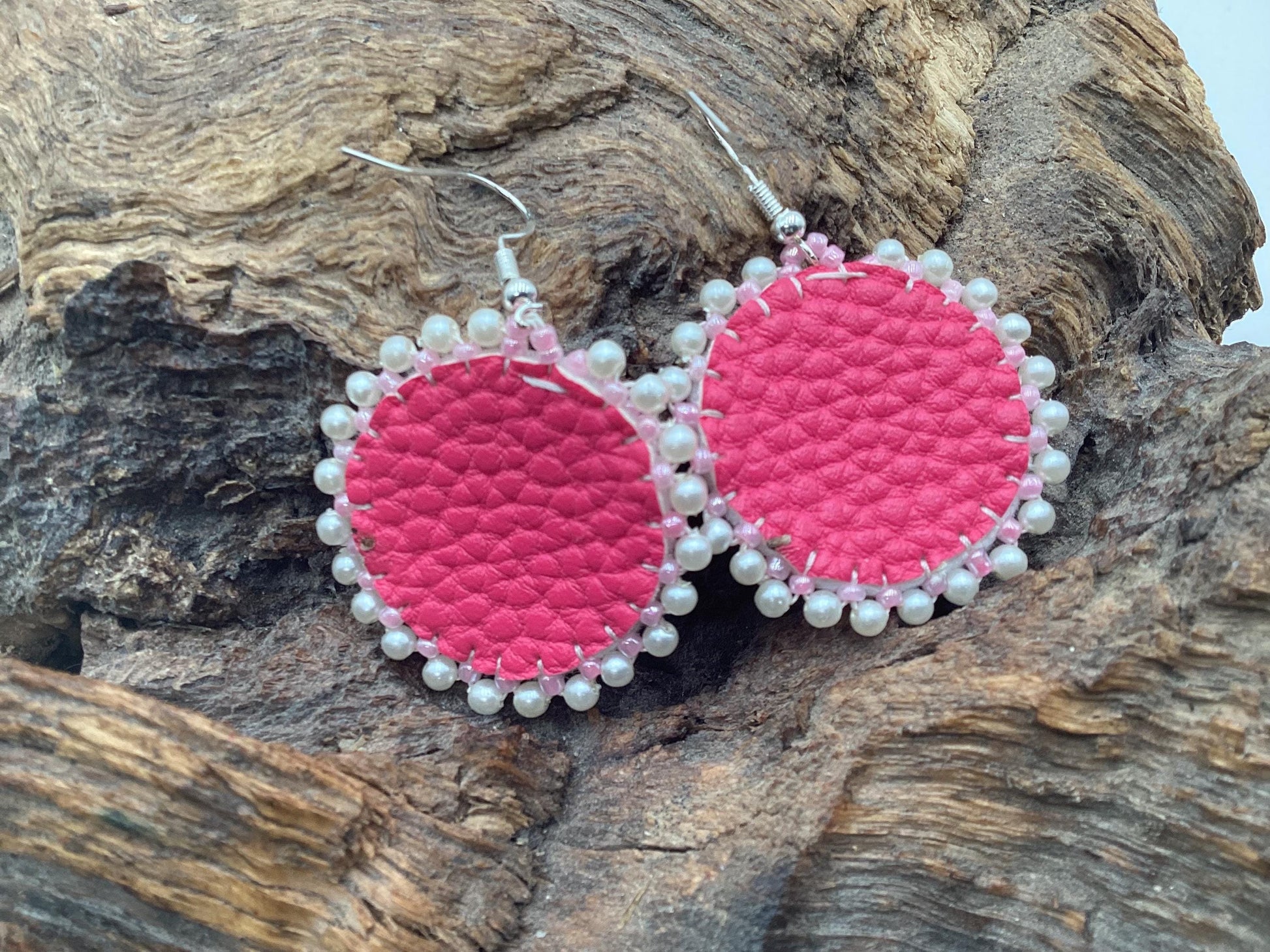 Hand Beaded Pink and Pearl Bead Earrings: Anishinaabe/Ojibwe Beadwork