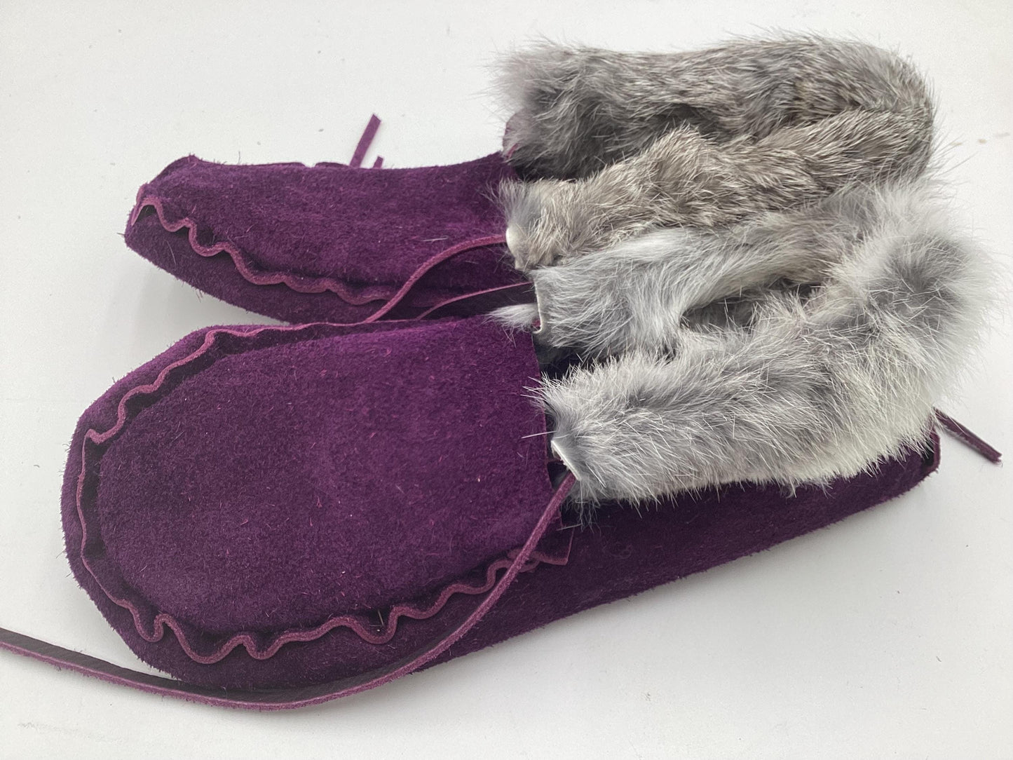 Handmade Purple Leather Fur Fringe Moccasins – Anishinaabe/Ojibwe Artisan
