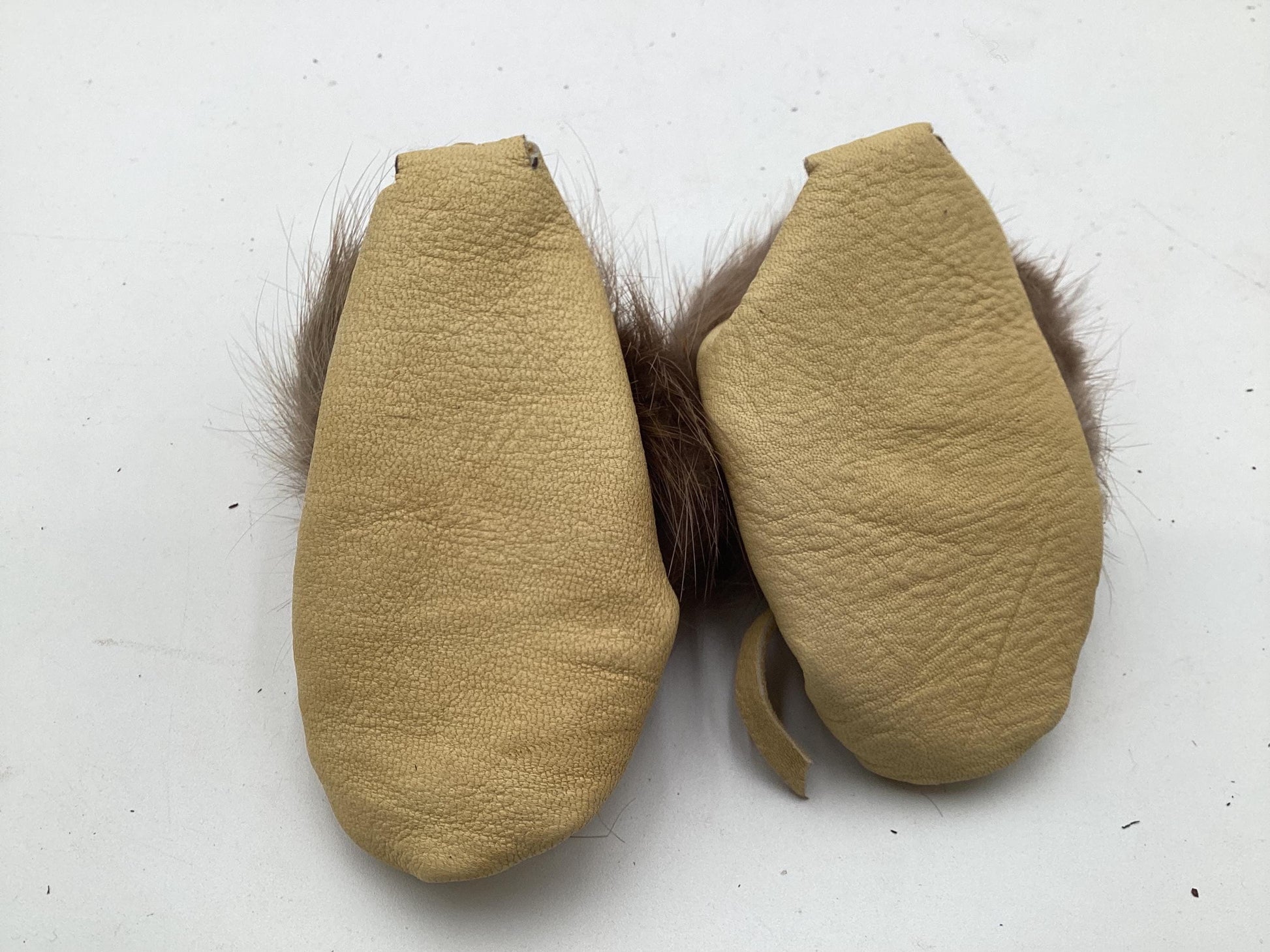 Handmade Fur & Leather Baby Moccasins – Ojibwe Rabbit Fur Trim