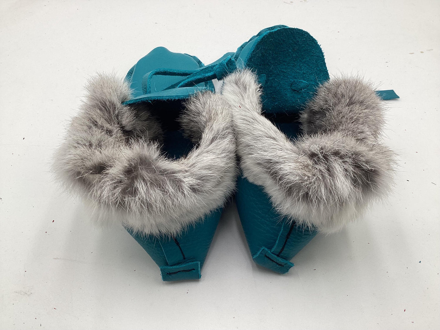 Handmade Blue Leather Moccasins – Anishinaabe/Ojibwe Artisan. Size: Large