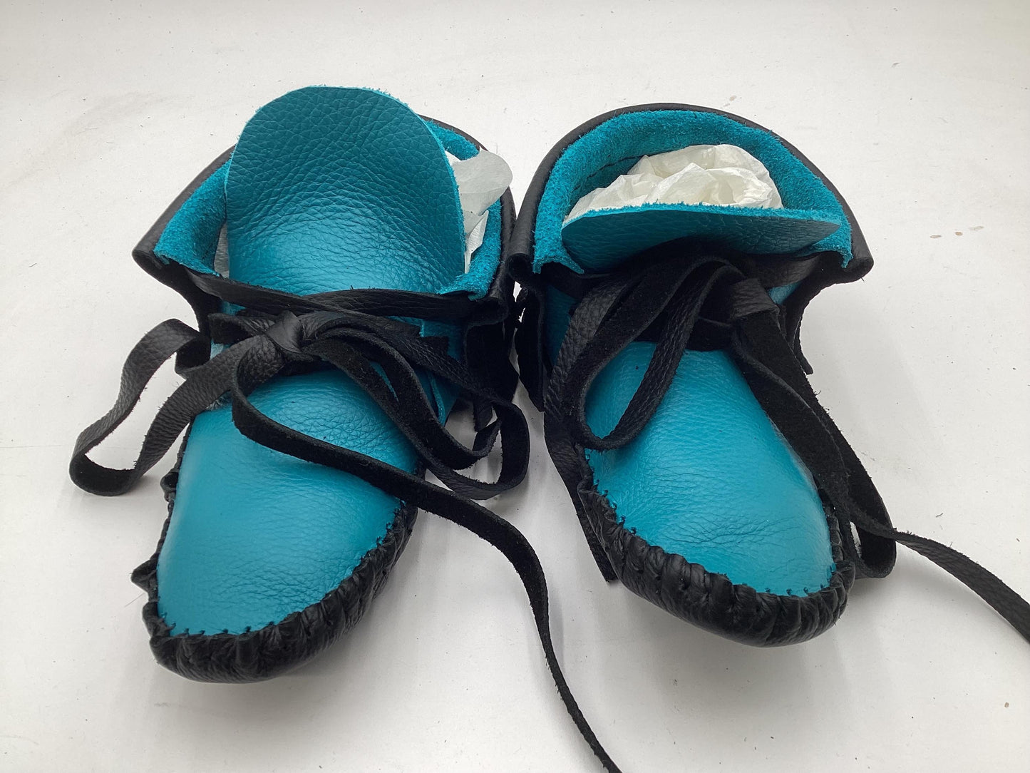 Handmade Black and Blue Leather Moccasins – Anishinaabe/Ojibwe Artisan.