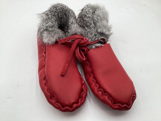 Handmade Red Leather Moccasins – Anishinaabe/Ojibwe Artisan, Size: Large