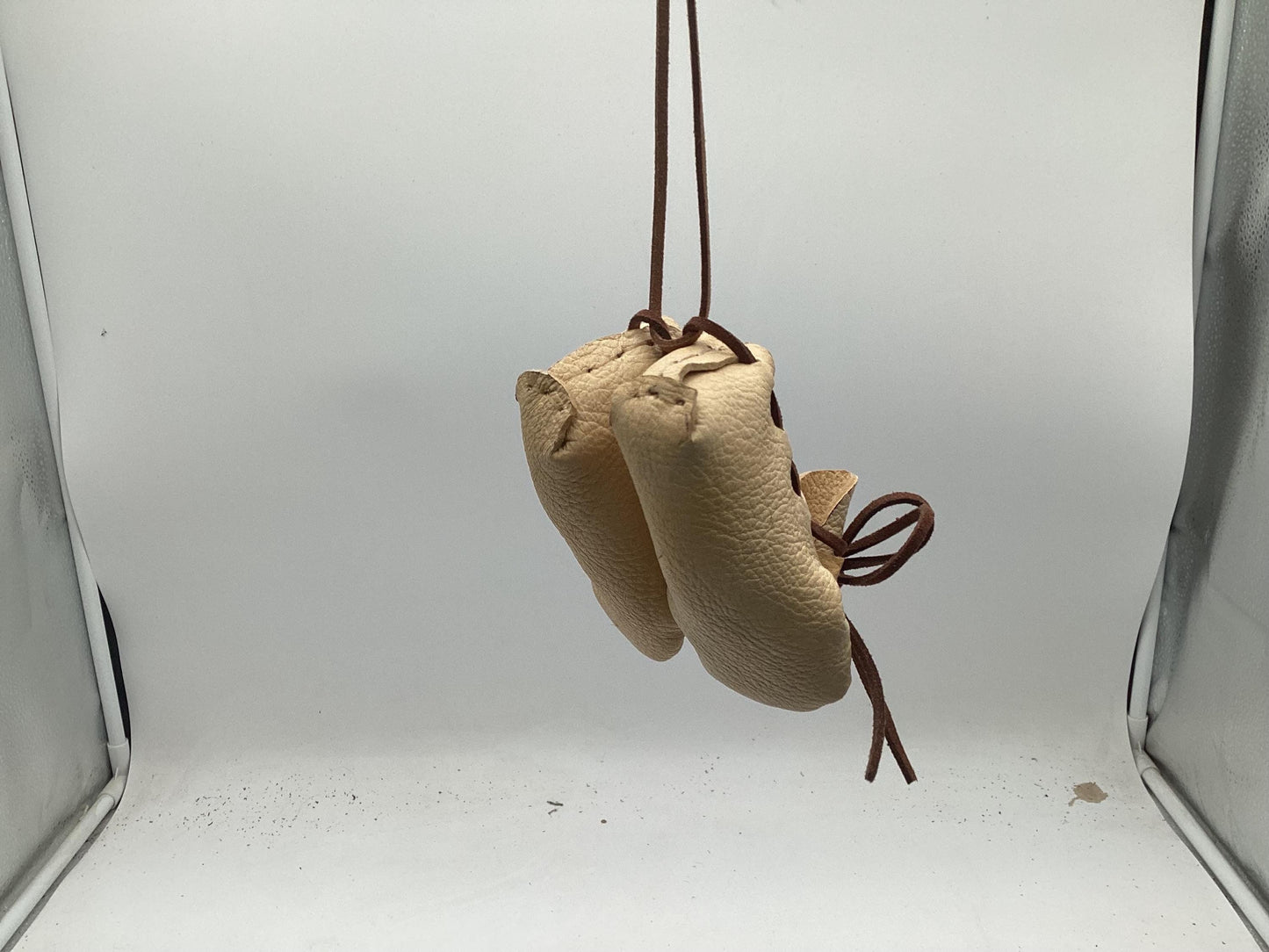 Ornamental Keychain Leather Moccasins – Anishinaabe/Ojibwe Artwork