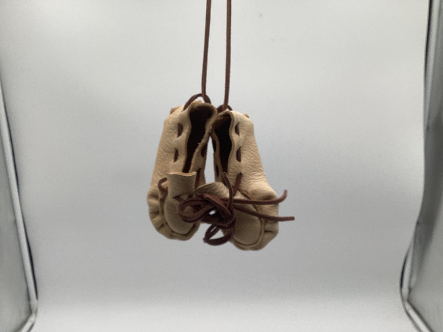 Ornamental Keychain Leather Moccasins – Anishinaabe/Ojibwe Artwork