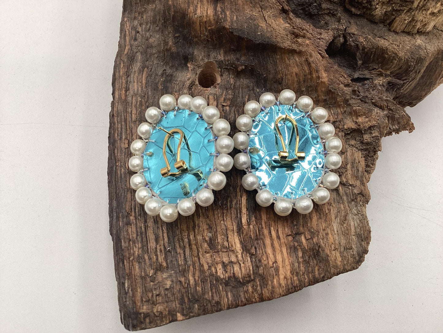 Hand Beaded Pearl Bead Earrings: Anishinaabe/Ojibwe Beadwork