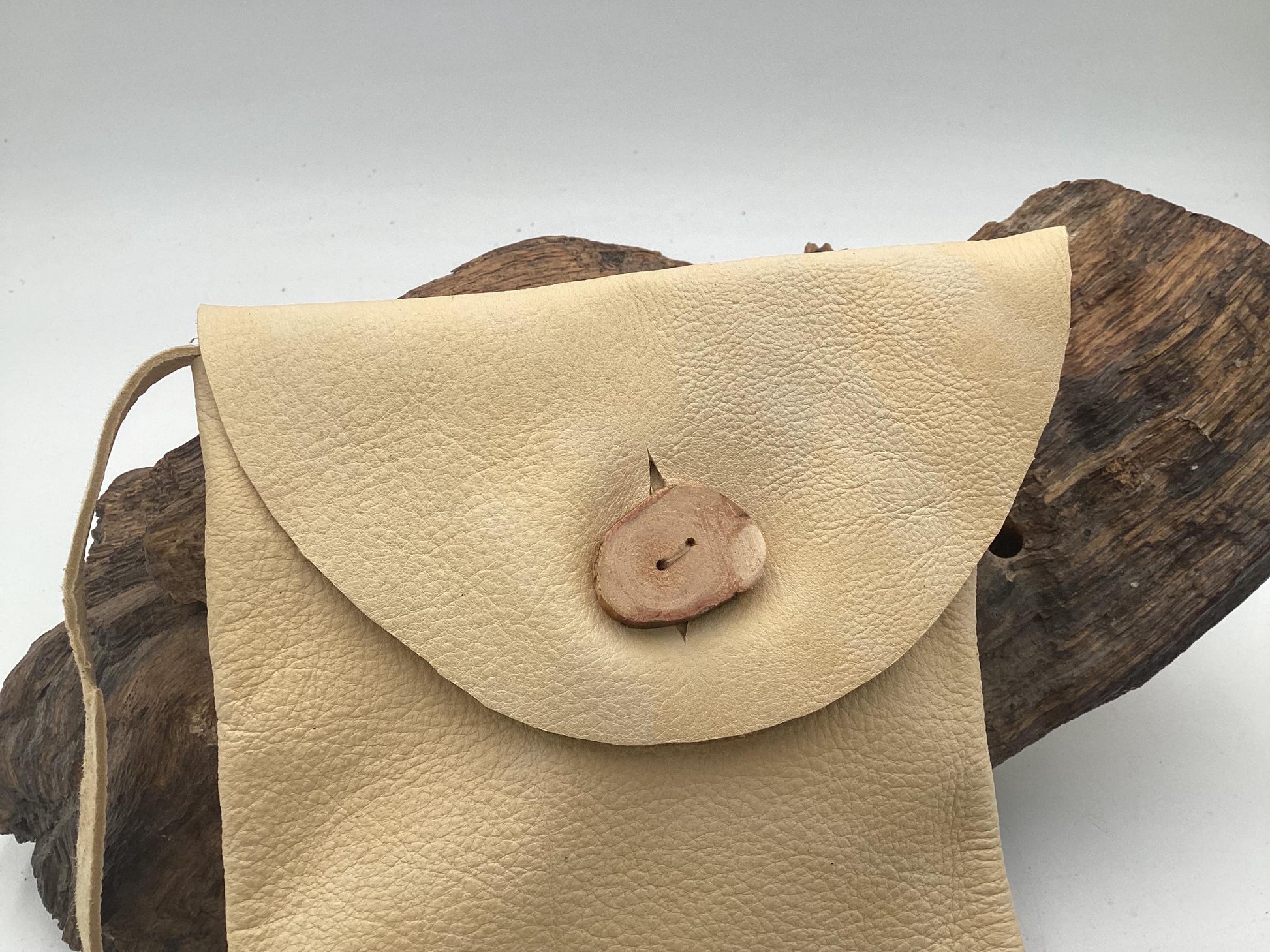 Hand Made Tan Leather Bag - Authentic Anishinaabe/Ojibwe Made - Free Shipping