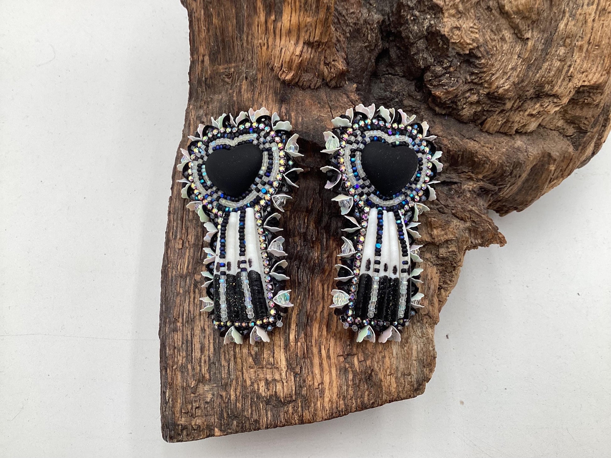 Hand Beaded Black Heart Earrings – White Earth Nation Artisan Beadwork