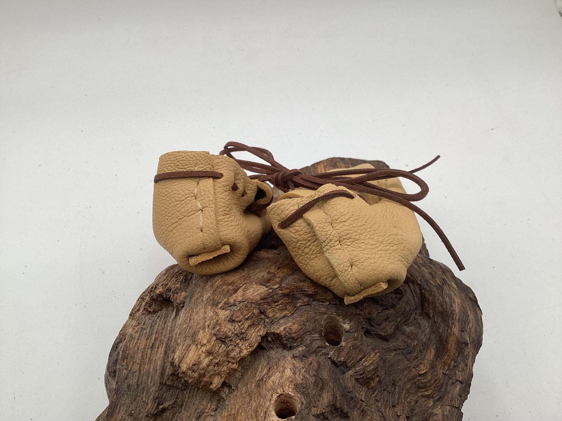 Child's Leather Moccasins – Anishinaabe/Ojibwe Artisan made