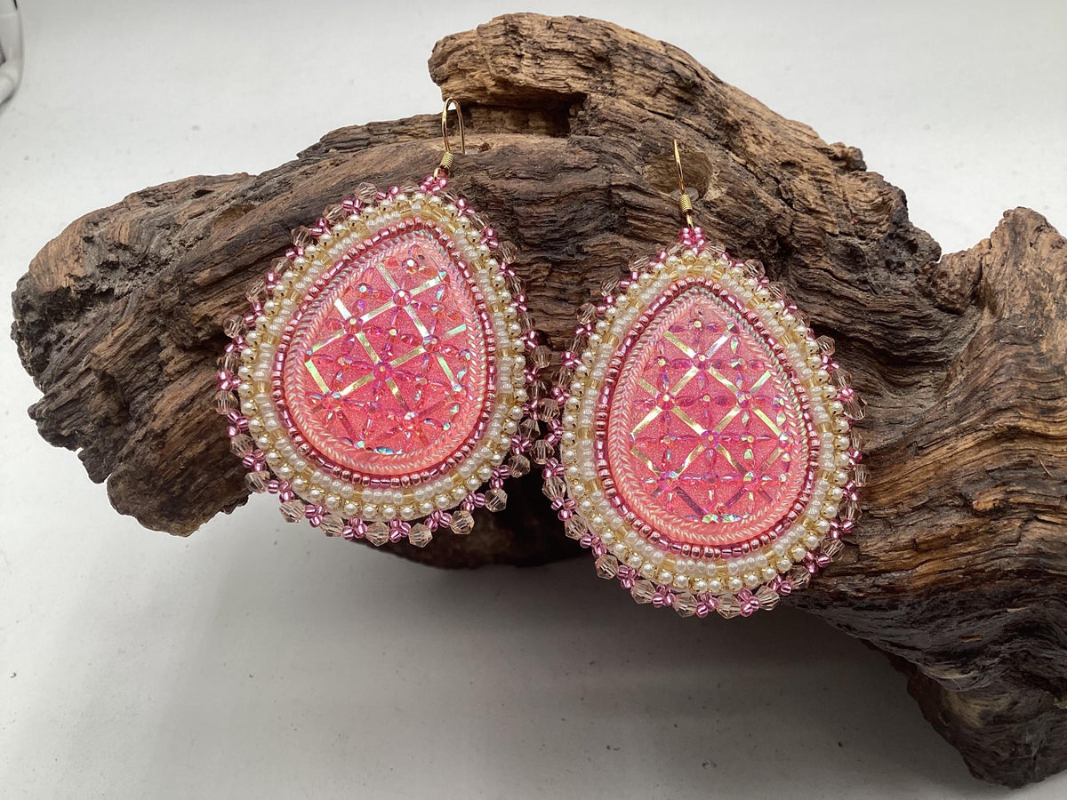 Hand Beaded Flower Center Earrings: Anishinaabe/Ojibwe Beadwork