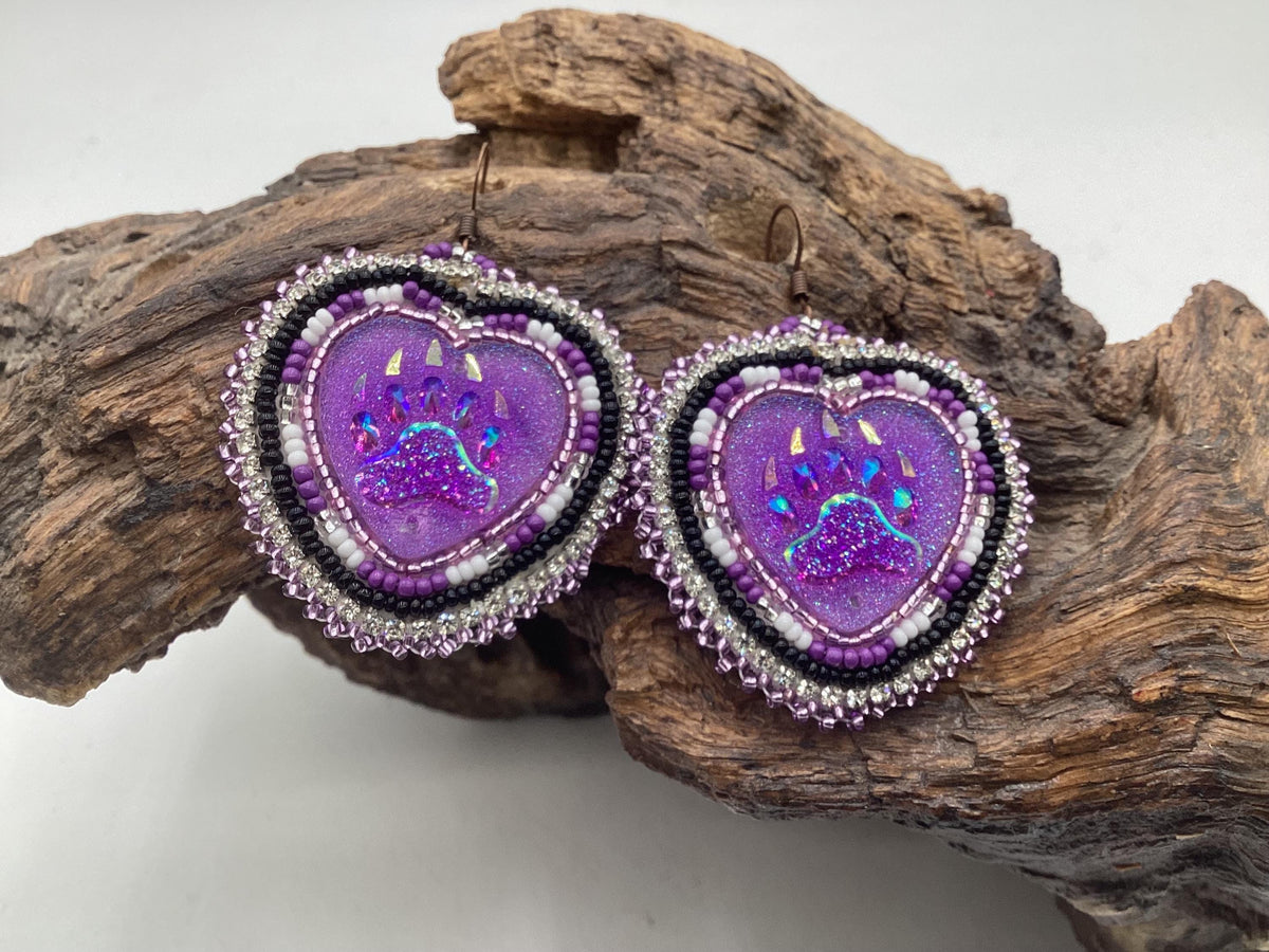 Iridescent Bear Claw Heart Shaped Beaded Earrings – Authentic Anishinaabe/Ojibwe Beadwork