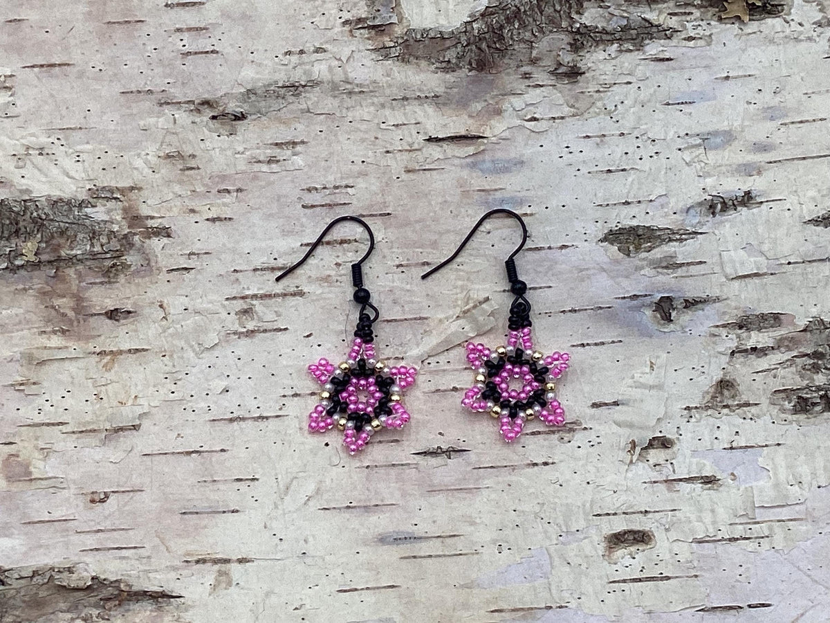 Handmade Star, Mini Dangle Earrings: Anishinaabe Beadwork