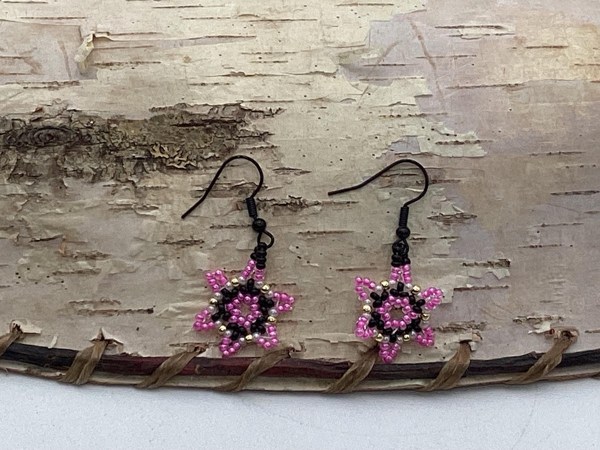 Handmade Star, Mini Dangle Earrings: Anishinaabe Beadwork